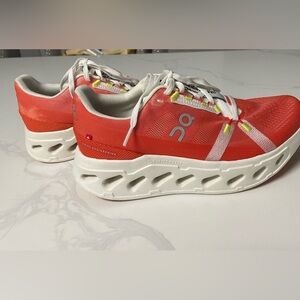 ON running cloudeclipse, size 8